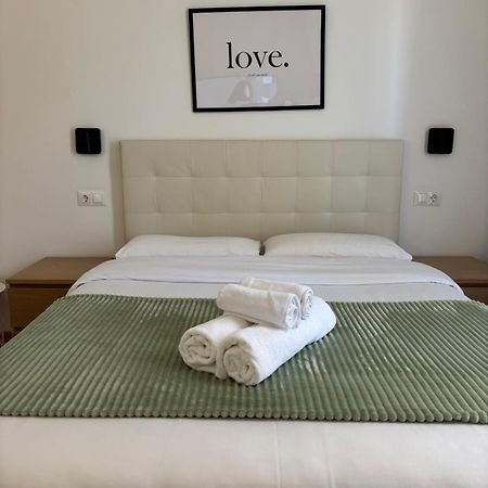Luxury Estudio Malaga Centro ภายนอก รูปภาพ